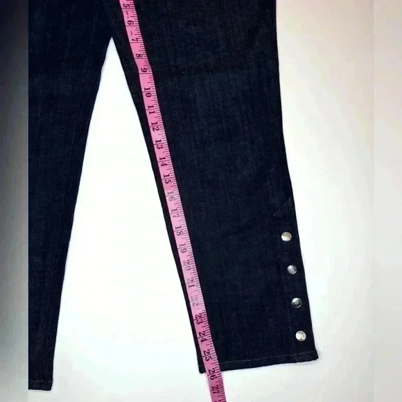 Chicos Womens So Slimming Girlfriend Slim Leg Ankle Jeans Size 30R - Picture 4 of 9